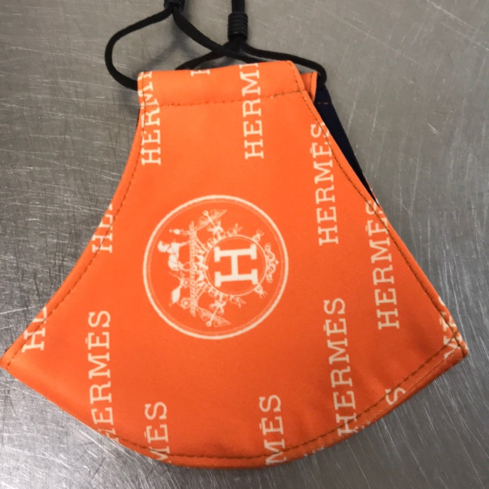 Hermès inspire face mask